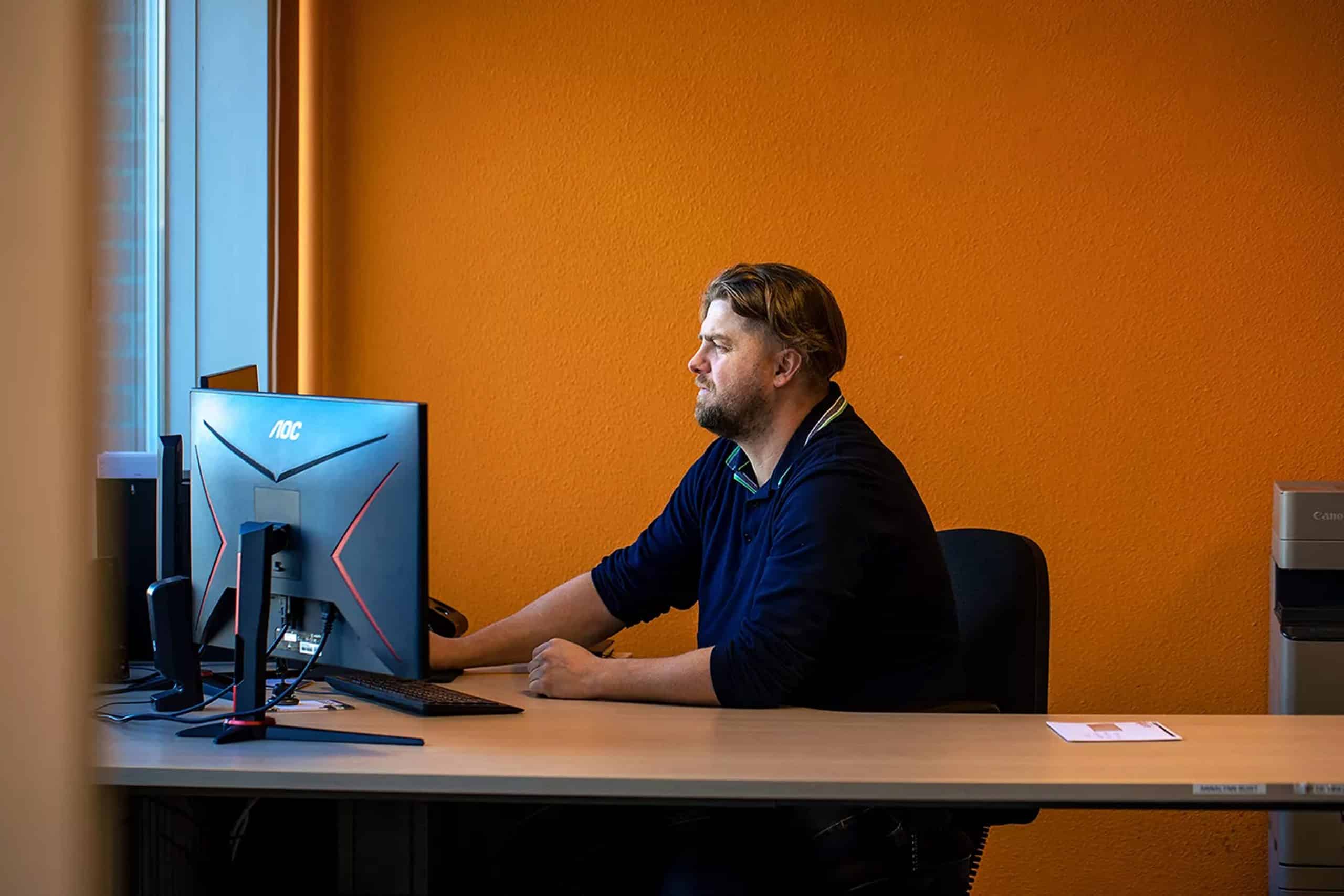 Automax medewerker kantoor